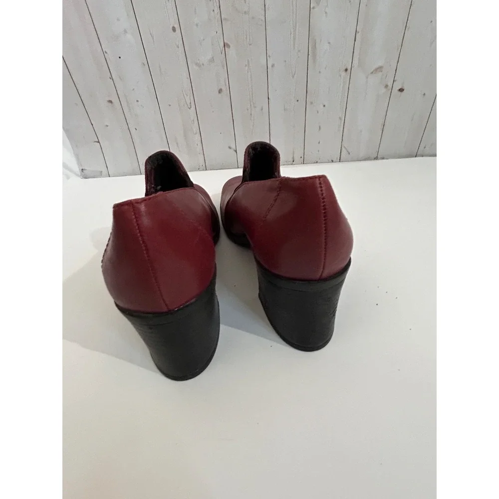 Clarks Womens Burgundy Red Leather Chunk Heel Rubber Sole shoes 70625